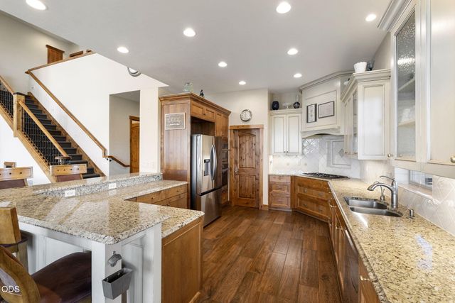 61576 SW Longview Street, Bend, OR 97702