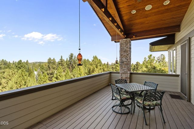 61576 SW Longview Street, Bend, OR 97702