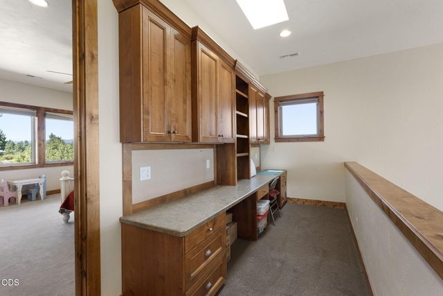 61576 SW Longview Street, Bend, OR 97702