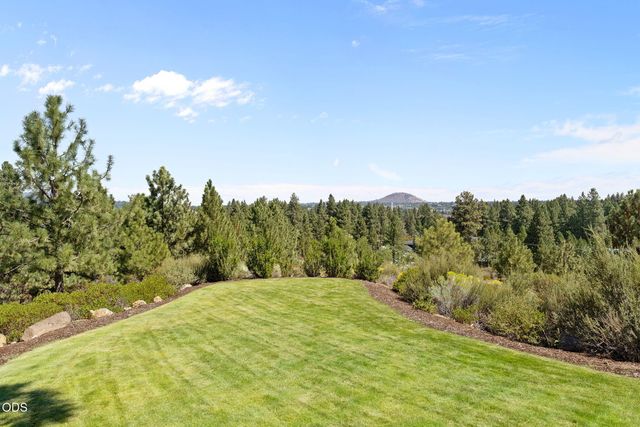61576 SW Longview Street, Bend, OR 97702