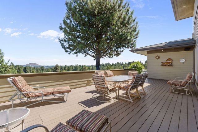 61576 SW Longview Street, Bend, OR 97702
