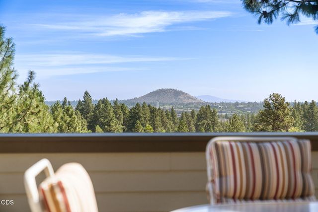 61576 SW Longview Street, Bend, OR 97702