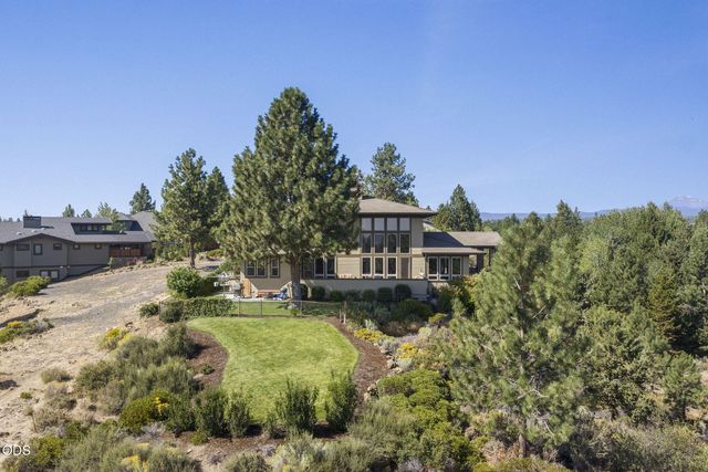 61576 SW Longview Street, Bend, OR 97702