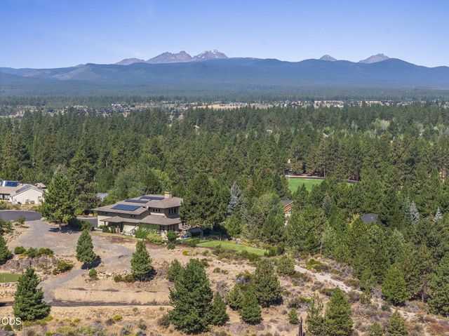61576 SW Longview Street, Bend, OR 97702