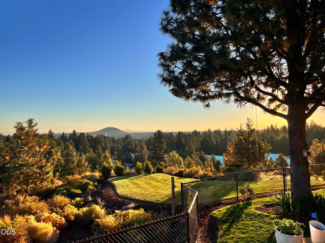 61576 SW Longview Street, Bend, OR 97702
