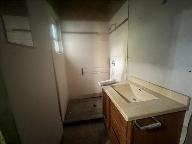 312 Maxwell Street, Maxwell, IA 50161