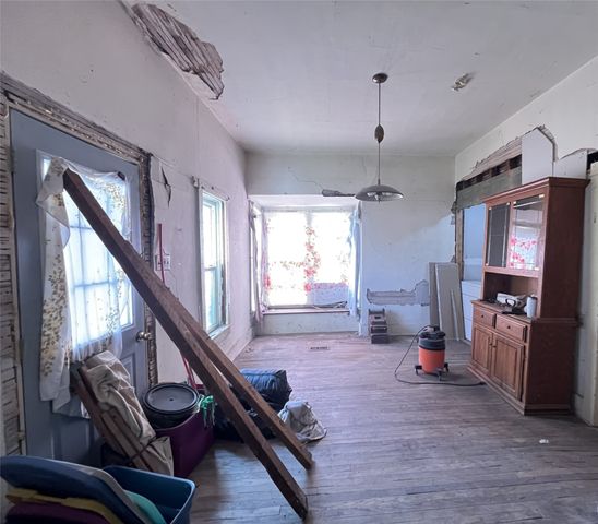 312 Maxwell Street, Maxwell, IA 50161