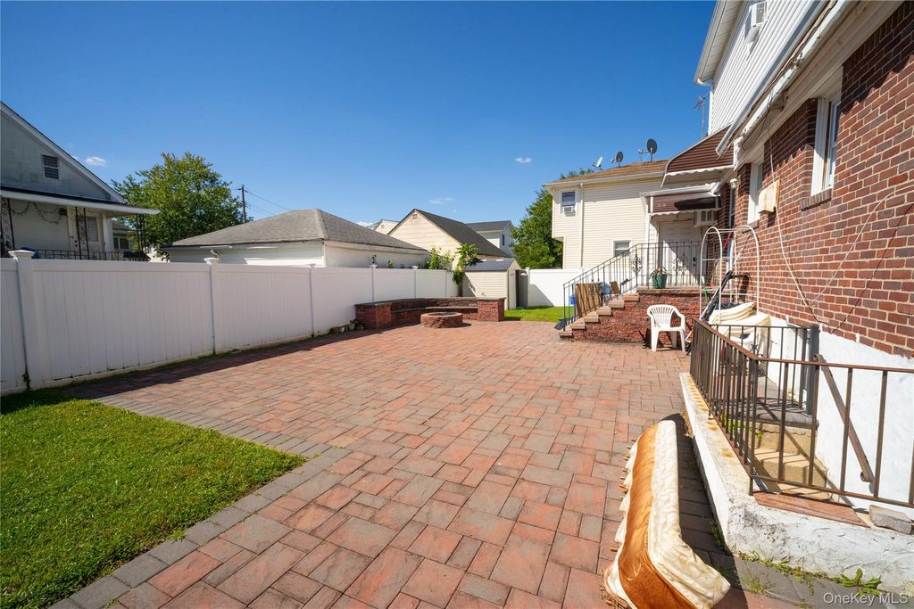 1309 Globe Avenue, Elmont, NY 11003 — photo 5