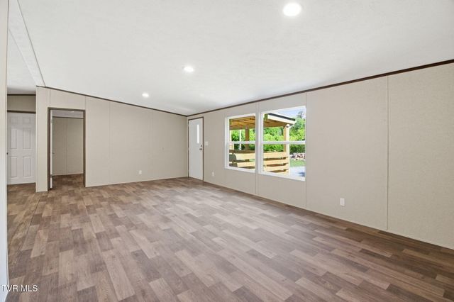 1030 Fishpond Road, Chuckey, TN 37641