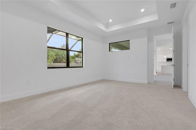 426 NW 3rd TER, Cape Coral, FL 33993