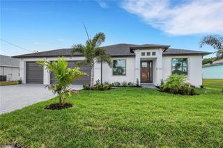 426 NW 3rd TER, Cape Coral, FL 33993