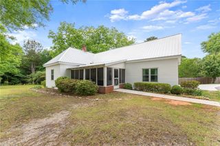 1519 New Hope Church Road, Loganville, GA 30052