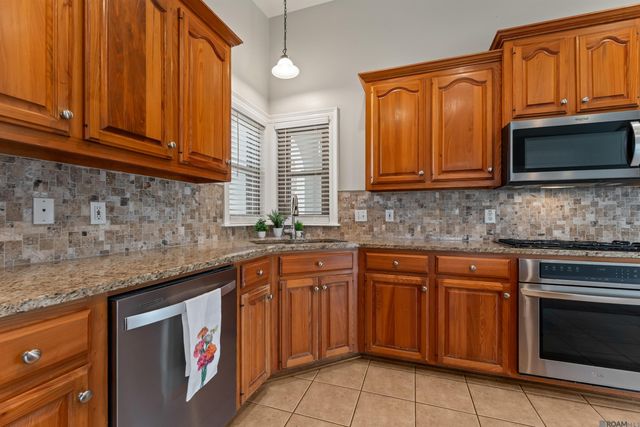 37069 Mill Run Ave, Geismar, LA 70734