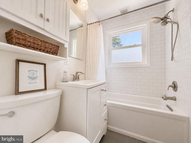 609 S HENRY ST, Alexandria, VA 22314