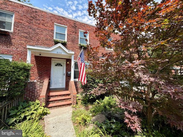 609 S HENRY ST, Alexandria, VA 22314