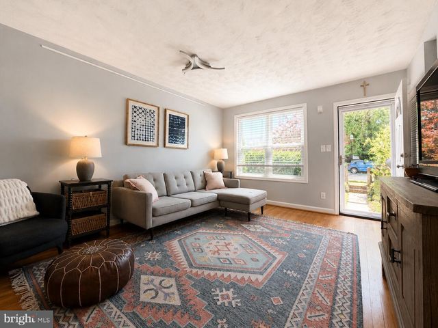609 S HENRY ST, Alexandria, VA 22314