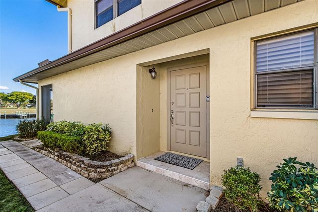 3831 SE 11TH PLACE 101, Cape Coral, FL 33904