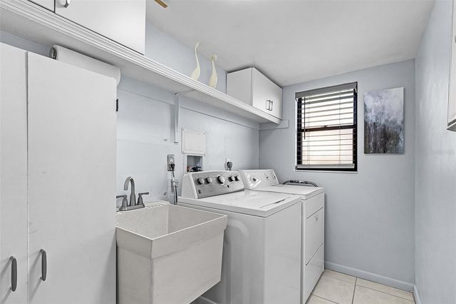 3831 SE 11TH PLACE 101, Cape Coral, FL 33904