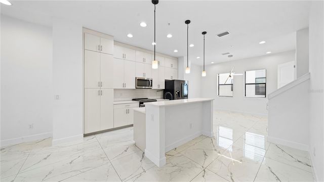 1332 W GRAY STREET 3, Tampa, FL 33606