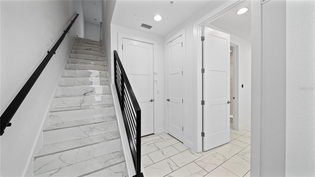 1332 W GRAY STREET 3, Tampa, FL 33606