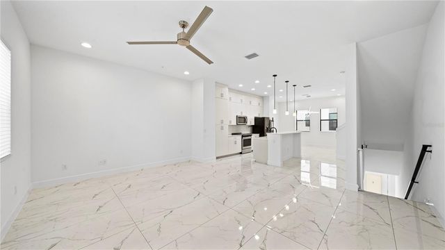 1332 W GRAY STREET 3, Tampa, FL 33606
