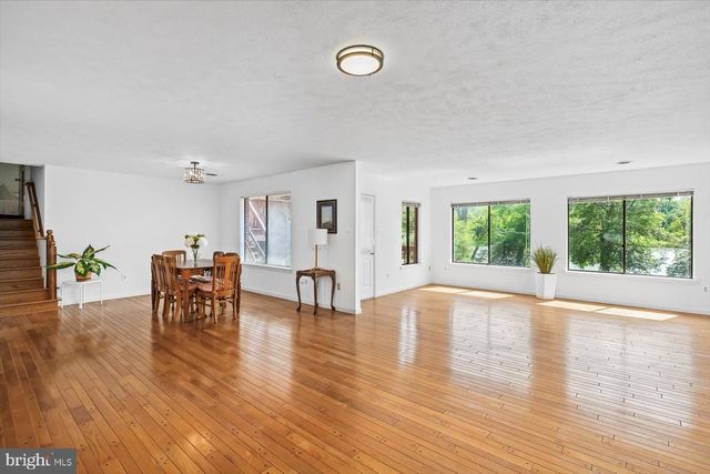 198 CANOE PL, Montross, VA 22520