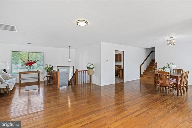 198 CANOE PL, Montross, VA 22520