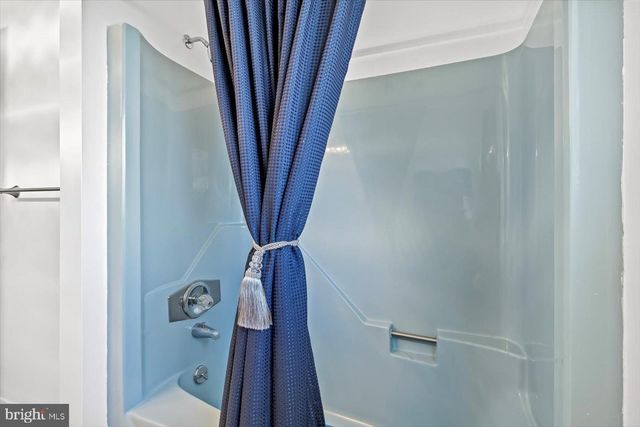 198 CANOE PL, Montross, VA 22520