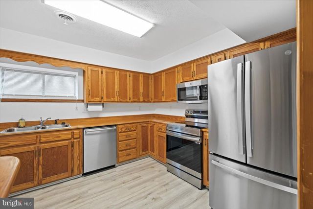 198 CANOE PL, Montross, VA 22520