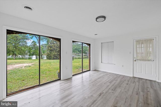 198 CANOE PL, Montross, VA 22520