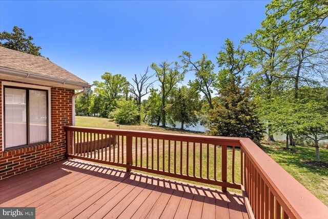 198 CANOE PL, Montross, VA 22520