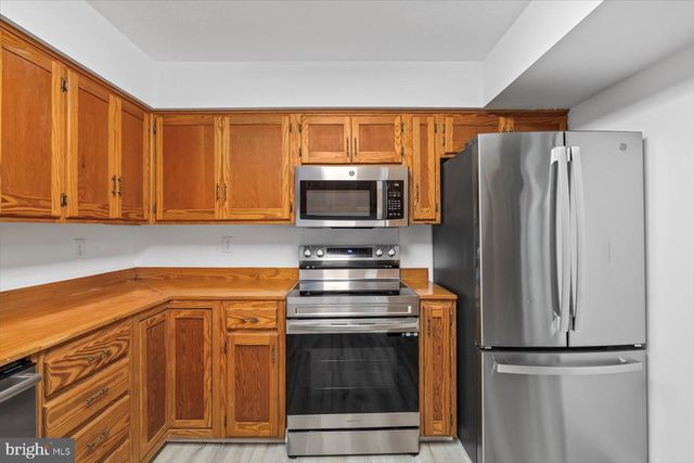 198 CANOE PL, Montross, VA 22520