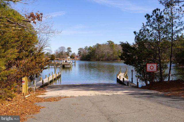 198 CANOE PL, Montross, VA 22520