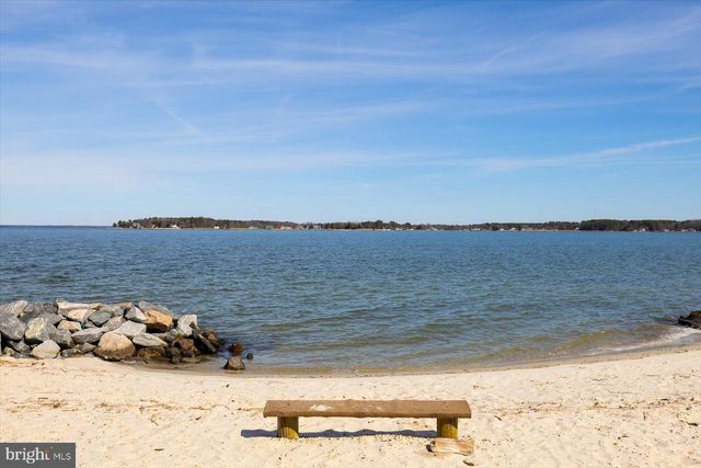 198 CANOE PL, Montross, VA 22520