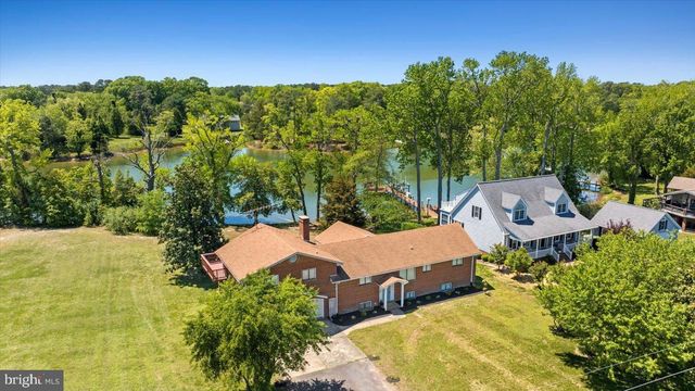 198 CANOE PL, Montross, VA 22520