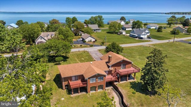 198 CANOE PL, Montross, VA 22520