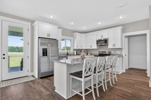 9 Town Rd, Fayetteville, TN 37334