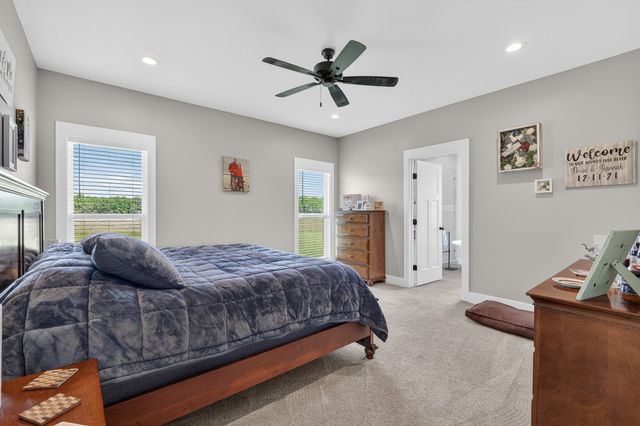 9 Town Rd, Fayetteville, TN 37334