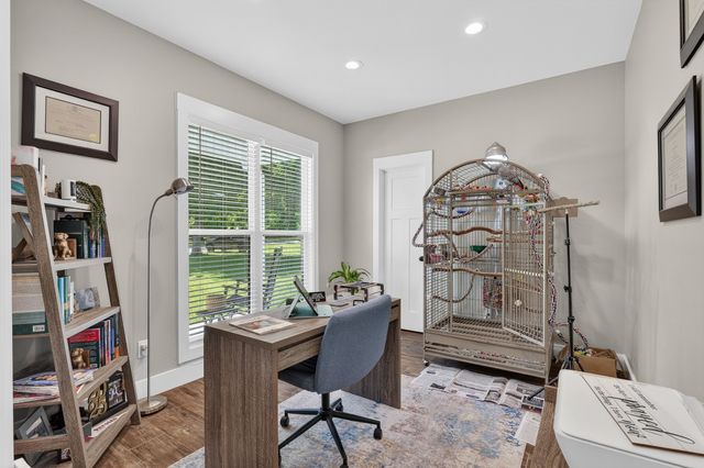 9 Town Rd, Fayetteville, TN 37334