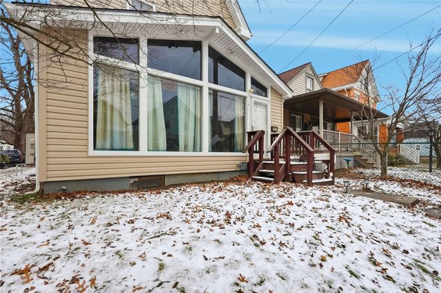 3313 7th Ave, Beaver Falls, PA 15010