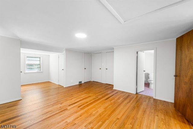 16 Trowbridge Rd, Morris Plains Boro, NJ 07950