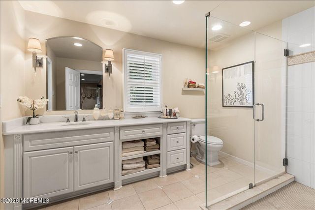 46 Saupe Drive, Manalapan, NJ 07726