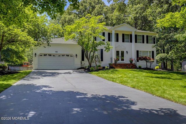 46 Saupe Drive, Manalapan, NJ 07726