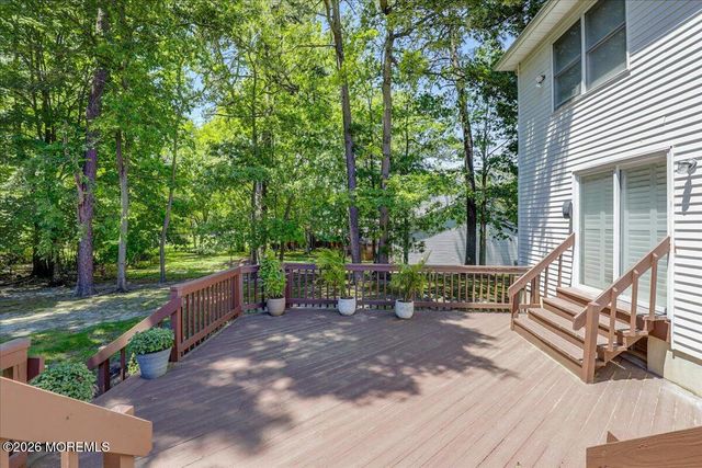 46 Saupe Drive, Manalapan, NJ 07726