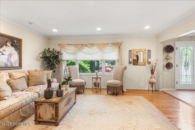 46 Saupe Drive, Manalapan, NJ 07726