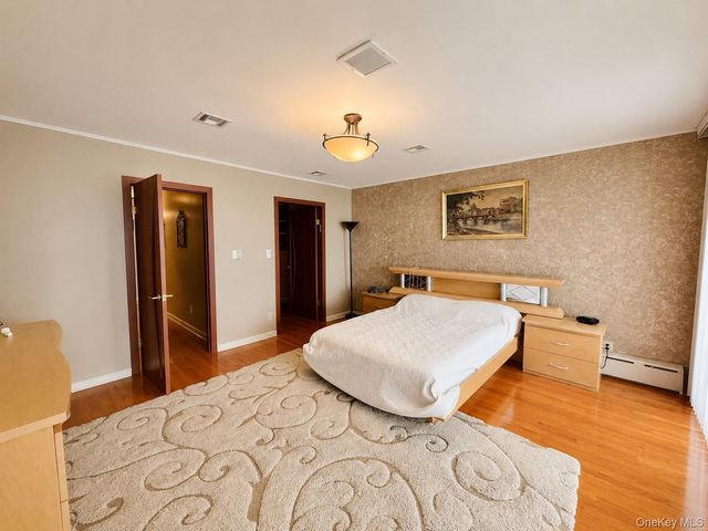 822 Dean Avenue, Bronx, NY 10465