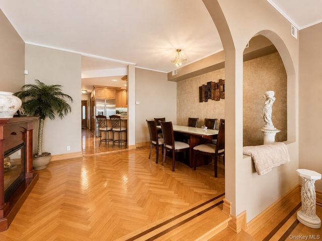822 Dean Avenue, Bronx, NY 10465