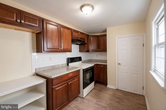 1035 INDIANA AVE, Trenton, NJ 08638