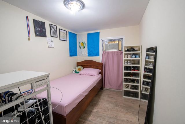 1035 INDIANA AVE, Trenton, NJ 08638