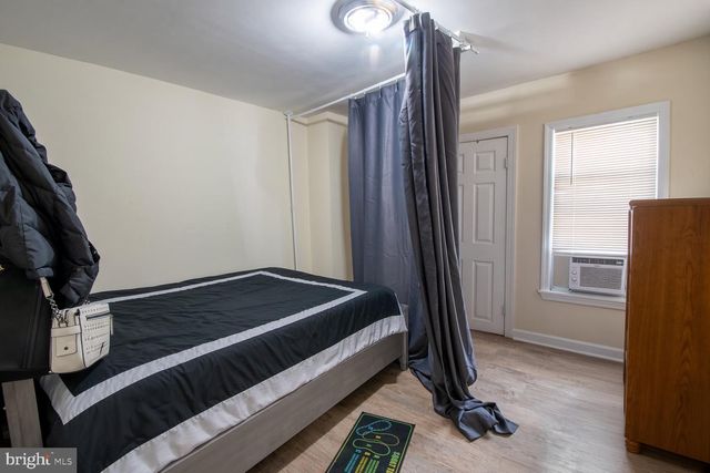 1035 INDIANA AVE, Trenton, NJ 08638
